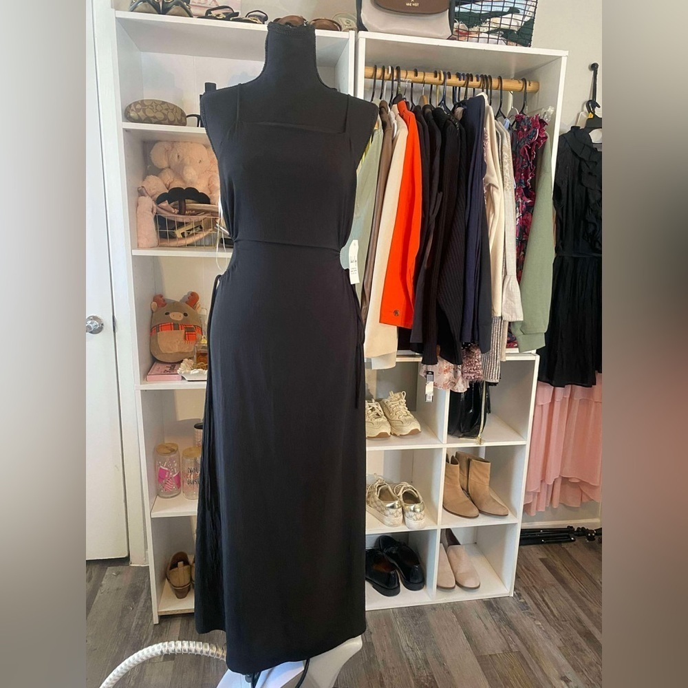 NW Sadie & Sage Elegant Black Sleeveless Maxi Dress